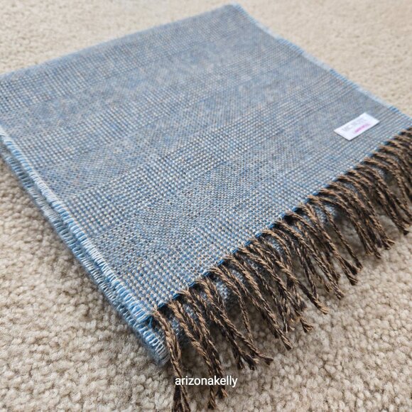 NWOT McNutt Lambswool Scarf Blue Brown - Picture 10 of 13
